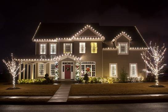 Holiday Decoration / Lighting in MA - Gallery | Suburban Lawn Sprinkler Co.